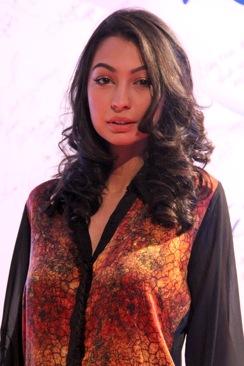 Rubya Chaudhry Rising Pakistani Fashion Model and Actress very hot and sexy stills